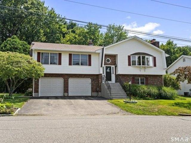 3 bedroom, Waterbury CT 06708 104758482