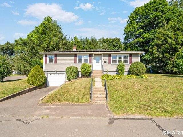 3 bedroom, Waterbury CT 06708 105476318