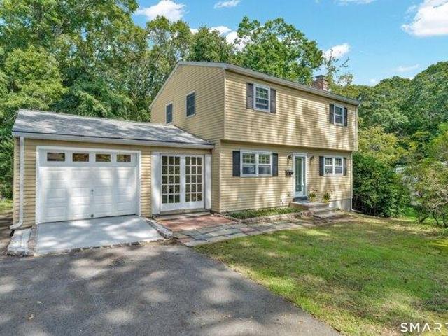 3 bedroom, Waterford CT 06385 105441877