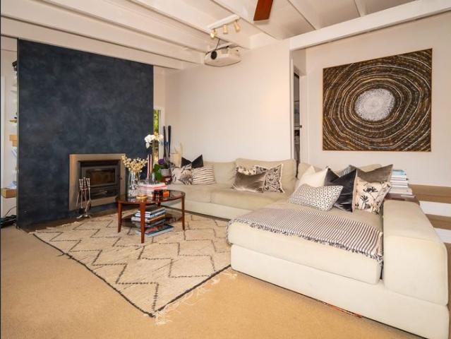 3 Bedroom Waterfront Home with Boatshed