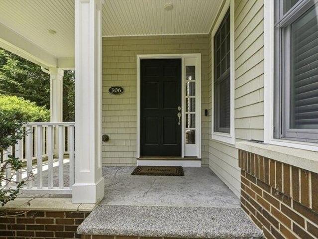 3 bedroom, Wayland MA 01778 104789469