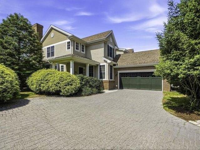 3 bedroom, Wayland MA 01778 105552545