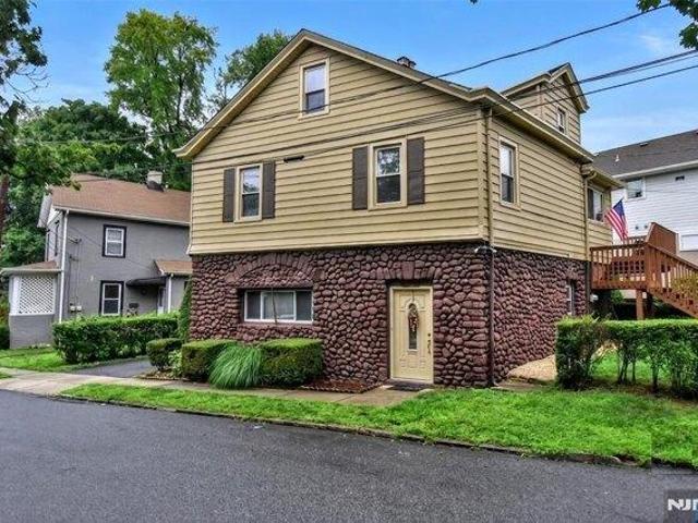 3 bedroom, Waldwick NJ 07463 105693103