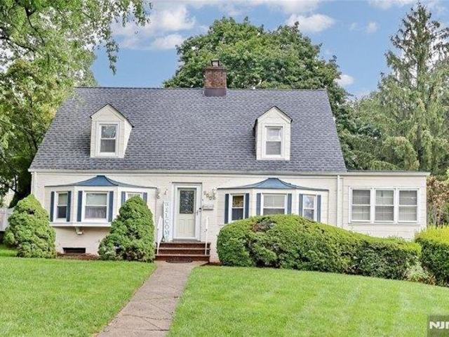 3 bedroom, Waldwick NJ 07463 105712857