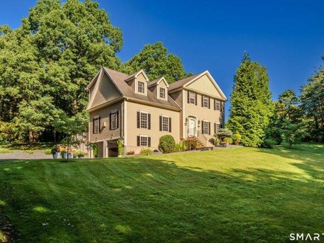 3 bedroom, Wallingford CT 06492 105427328