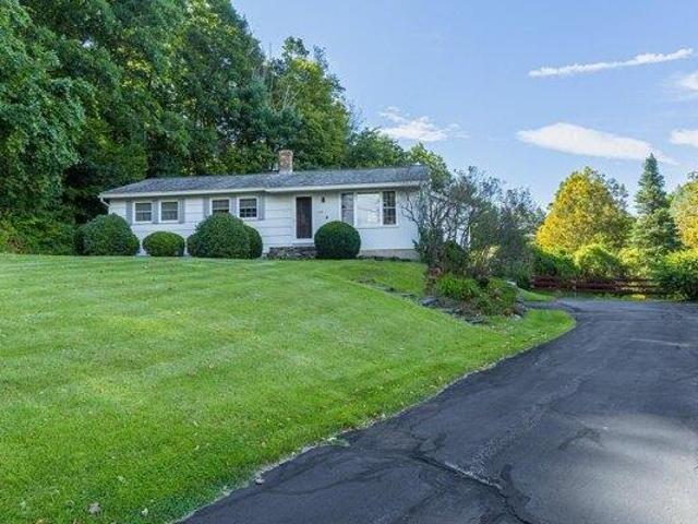 3 bedroom, Walpole NH 03608 105549531