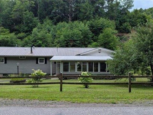 3 bedroom, Walton NY 13856 105289565