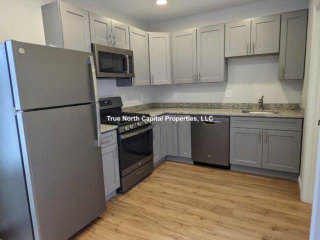 3 bedroom, Waltham MA 02453 LS98395913