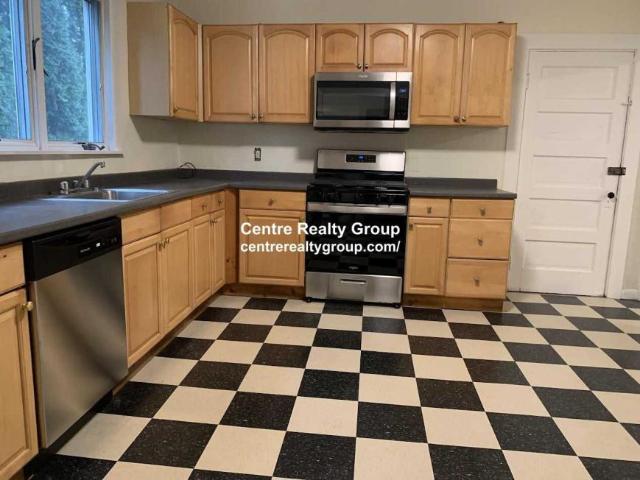 3 bedroom, Waltham MA 02453 LS98396310