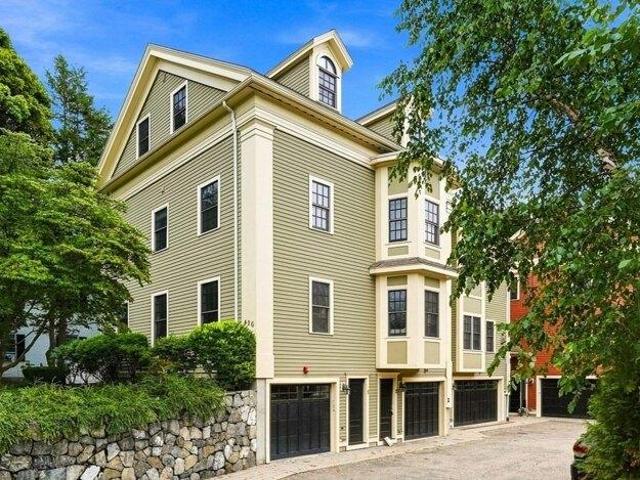3 bedroom, Waltham MA 02452 105590369