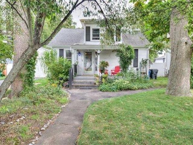 3 bedroom, Warwick RI 02886 104807825