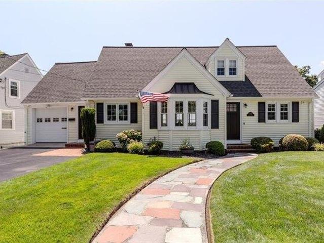 3 bedroom, Warwick RI 02886 105416352
