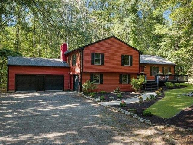 3 bedroom, Warwick RI 02886 105496468