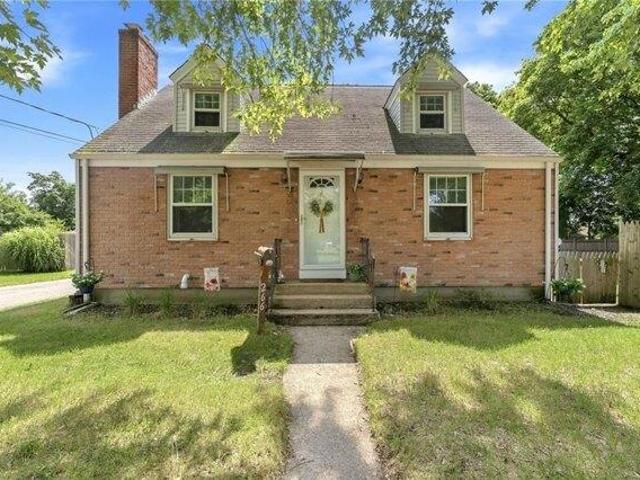 3 bedroom, Warwick RI 02886 105574360
