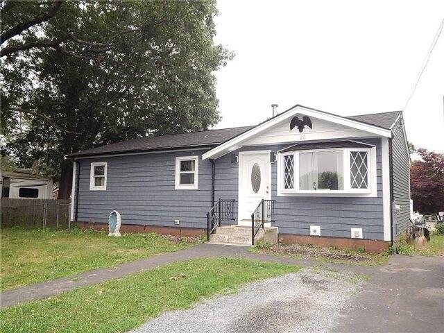 3 bedroom, Warwick RI 02889 104870111