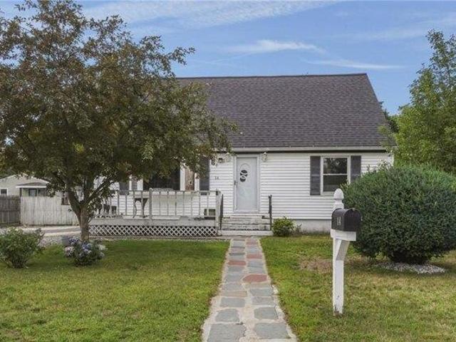 3 bedroom, Warwick RI 02889 105493351