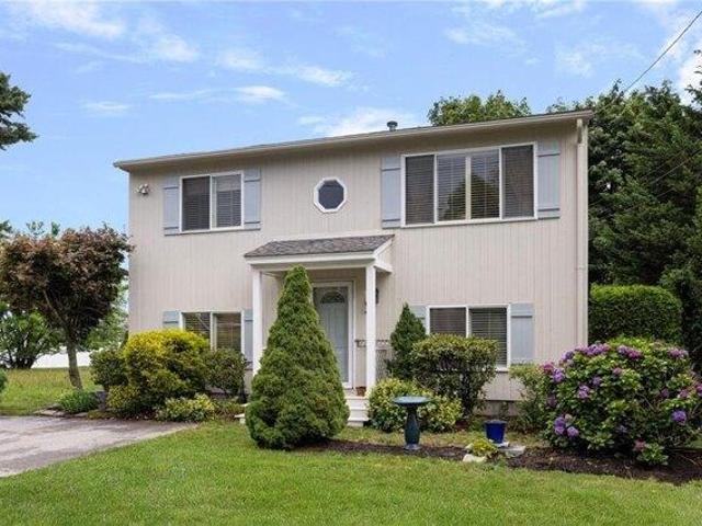 3 bedroom, Warwick RI 02818 105315103