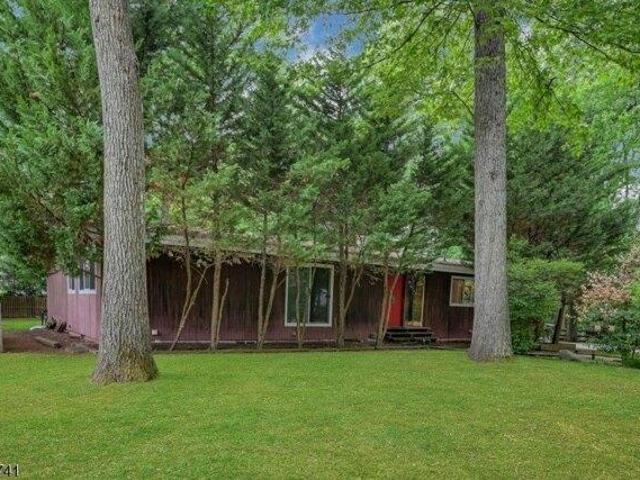 3 bedroom, Washington Township NJ 07676 105612783