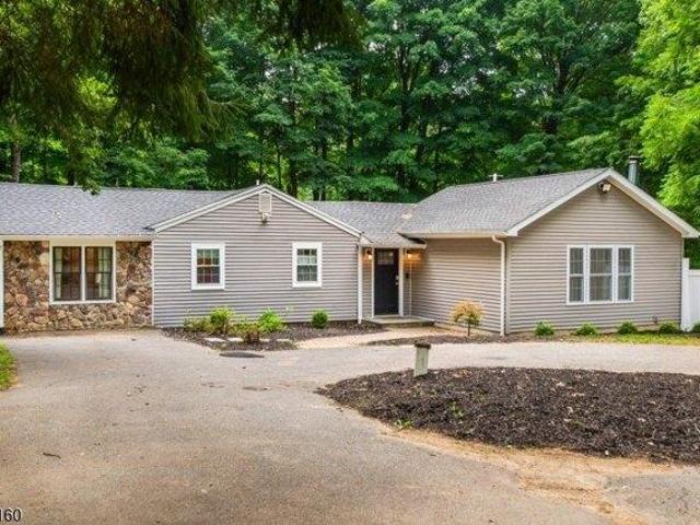 3 bedroom, Washington Township NJ 07840 105191367