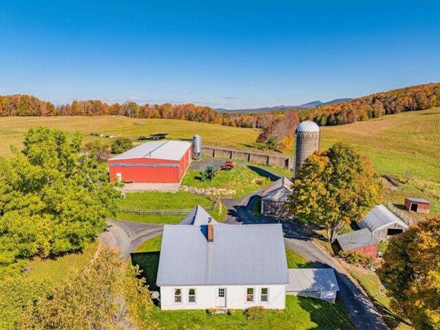 3 bedroom, Washington VT 05675 104264195