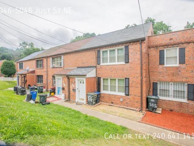 3 bedroom, Washington DC 20019 105299501