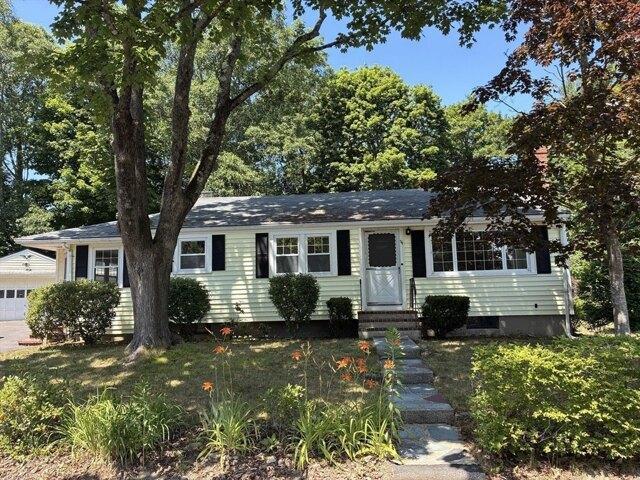 3 bedroom, Weymouth MA 02190 105477936