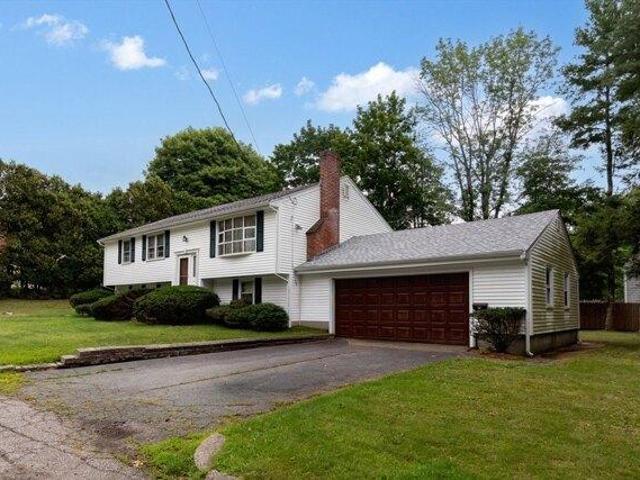 3 bedroom, Weymouth MA 02190 105537073