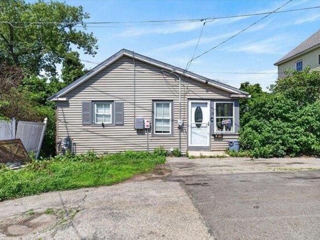 3 bedroom, Webster MA 01570 104717207