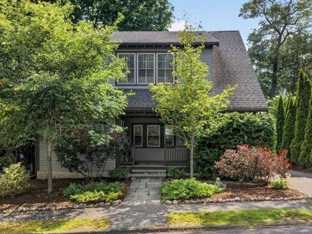 3 bedroom, Wellesley MA 02482 105513396