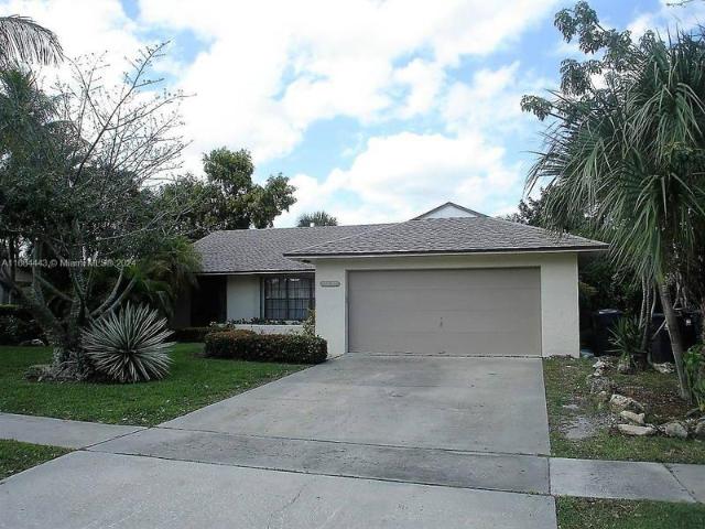 3 bedroom, Wellington FL 33414 105326602