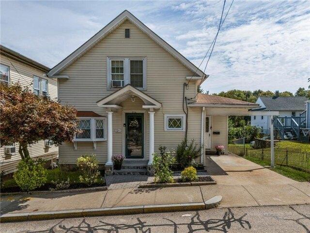 3 bedroom, West Warwick RI 02893 105589740