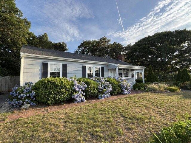 3 bedroom, West Dennis MA 02670 105997700