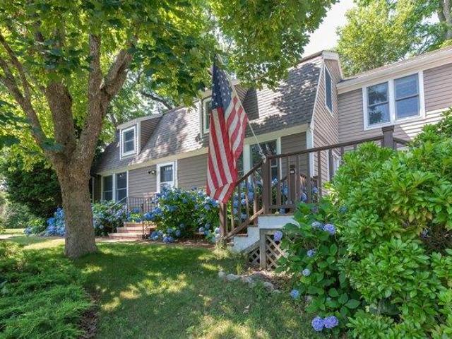 3 bedroom, West Falmouth MA 02540 104853686
