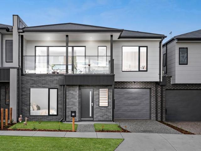 3 Bedroom House West Footscray VIC 102761082