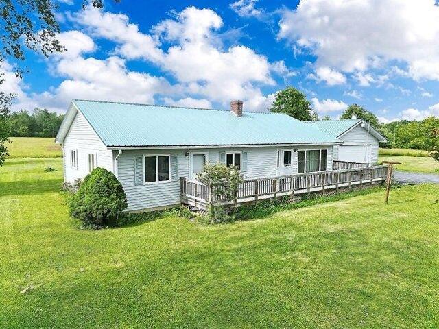 3 bedroom, West Gardiner ME 04345 105817155