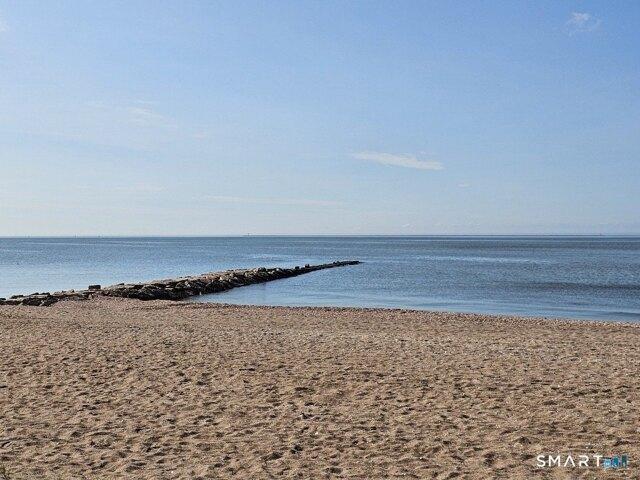 3 bedroom, West Haven CT 06516 105426527