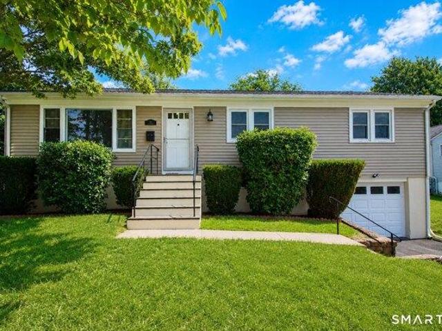3 bedroom, West Haven CT 06516 105560382