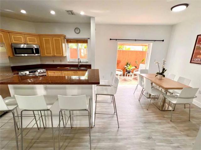 3 bedroom, West Miami FL 33144 101985981