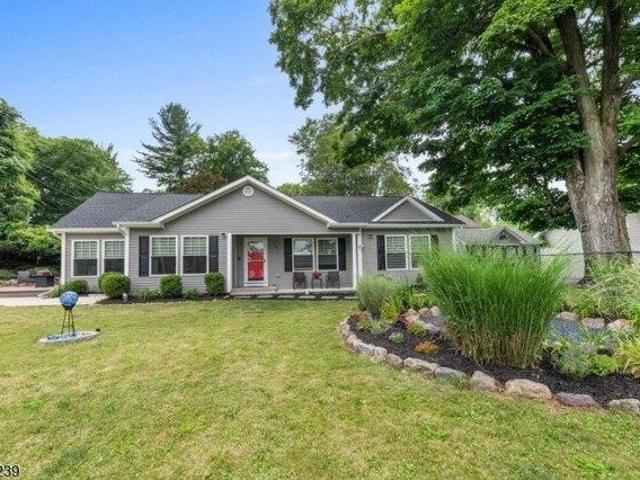 3 bedroom, West Milford NJ 07421 105231082