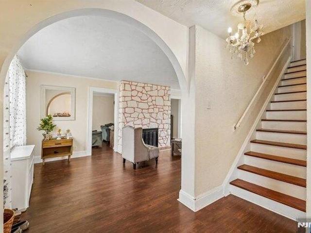3 bedroom, West Orange NJ 07052 105207124