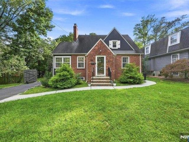 3 bedroom, West Orange NJ 07052 105631294
