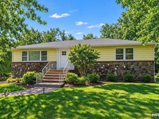 3 bedroom, West Orange NJ 07052 105722043