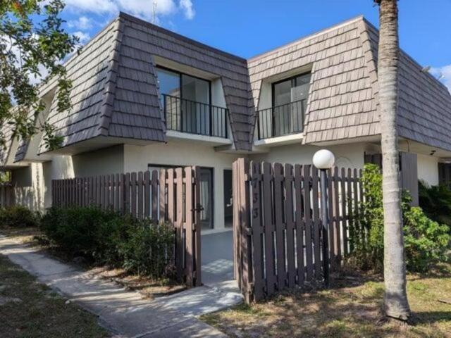 3 bedroom, West Palm Beach FL 33401 106179195