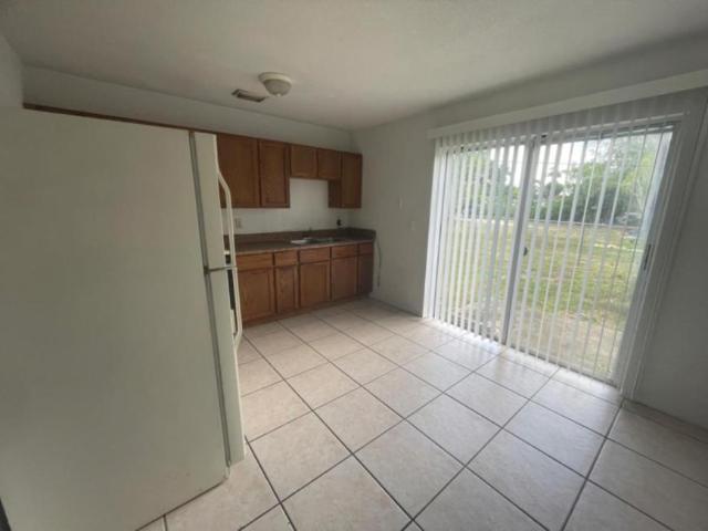 3 bedroom, West Palm Beach FL 33417 106217580