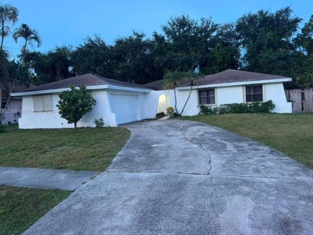 3 bedroom, West Palm Beach FL 33413 105933536