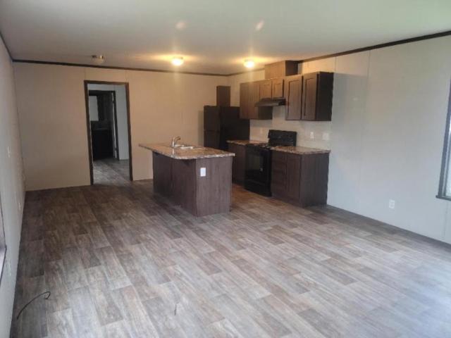 3 bedroom, Weston OH 43569 106113107