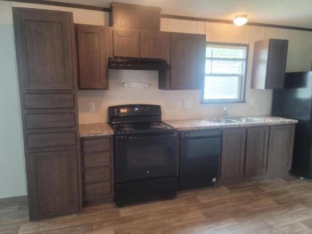 3 bedroom, Weston OH 43569 106113109