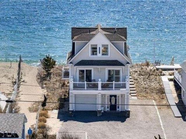 3 bedroom, Westerly RI 02891 104851194