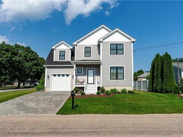 3 bedroom, Westerly RI 02891 104852848