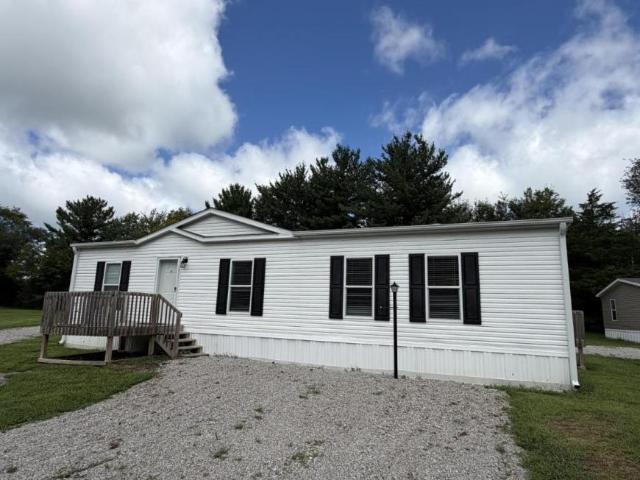 3 bedroom, Westport IN 47283 LS105622339